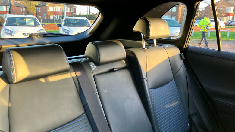 Toyota RAV4 2.5 VVT-i Hybrid Dynamic 5dr CVT 2WD Hybrid Estate